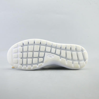NIKE  ROSHE TWO