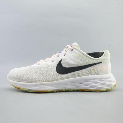 NIKE REVOLUTION 6