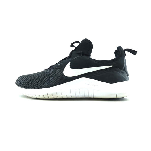 NIKE FREE TR 8