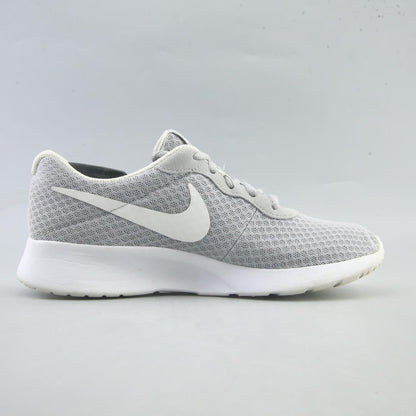 NIKE TANJUN