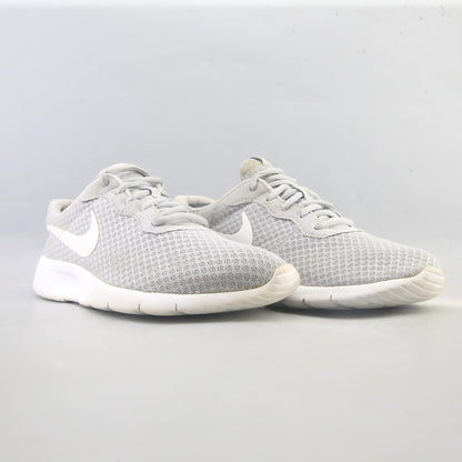NIKE TANJUN