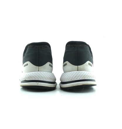 NIKE AIR ZOOM VOMERO 13