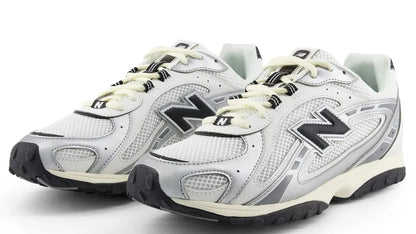 New Balance 204L Silver Metallic Black